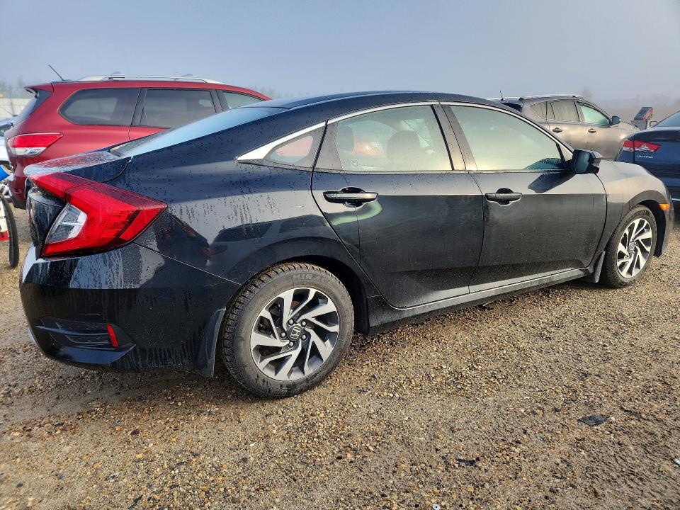 63522906 :رقم المزاد ، 2HGFC2F72KH000406 vin ، 2019 Honda Civic مزاد بيع