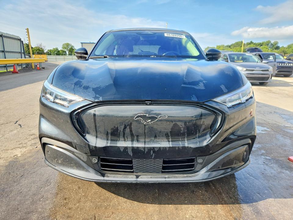 2022 Ford Mustang Mach-e მანქანა იყიდება აუქციონზე, vin: 3FMTK3SU8NMA11448, აუქციონის ნომერი: 66169396