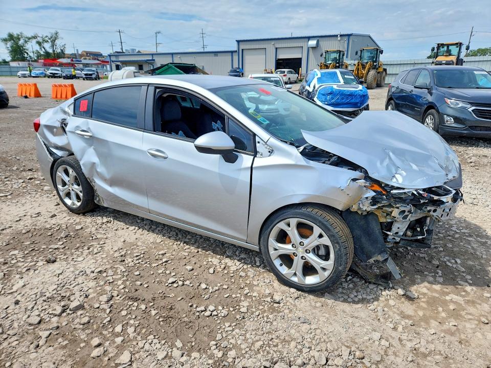 Продаж на аукціоні авто 2017 Chevrolet Cruze, vin: 1G1BC5SM1H7166519, номер лоту: 64795326