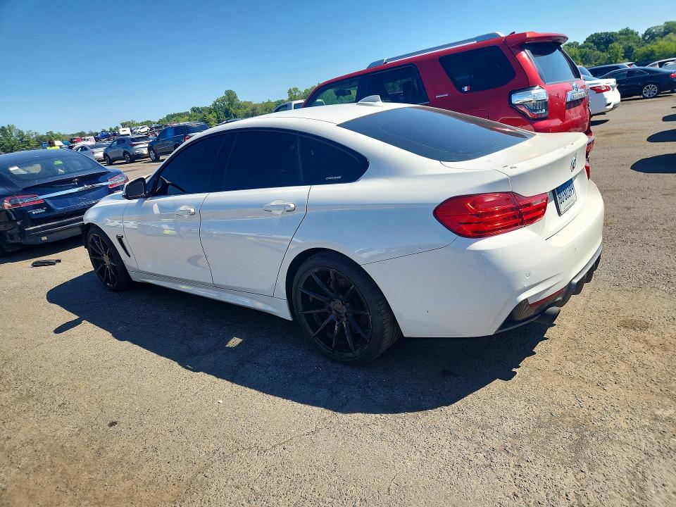 63559276 :رقم المزاد ، WBA4A5C58FG052122 vin ، 2015 Bmw 428 مزاد بيع