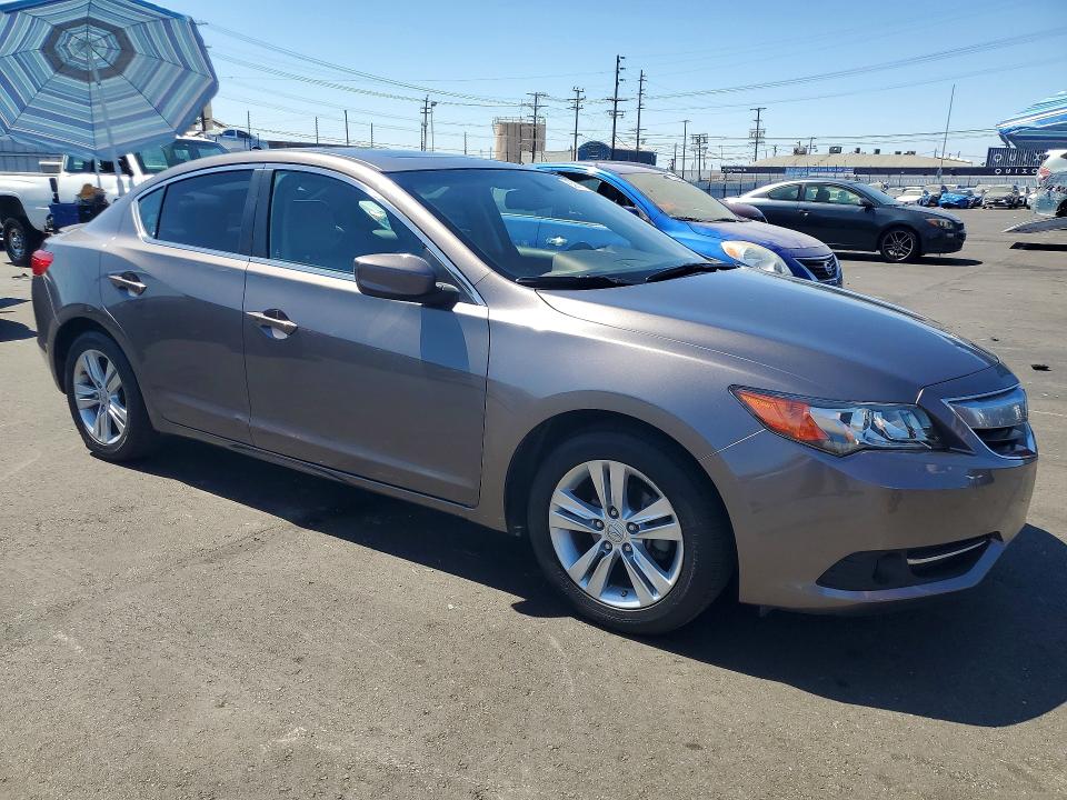 65867126 :رقم المزاد ، 19VDE3F72DE302212 vin ، 2013 Acura Ilx مزاد بيع