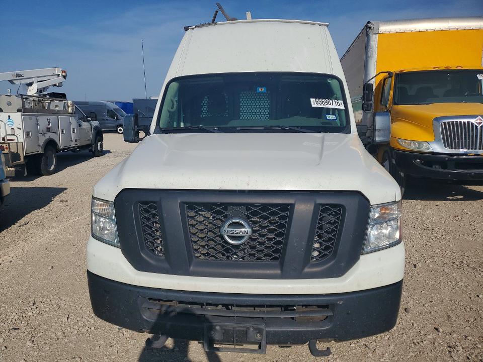 65696716 :رقم المزاد ، 1N6AF0LY0GN816267 vin ، 2016 Nissan Nv مزاد بيع