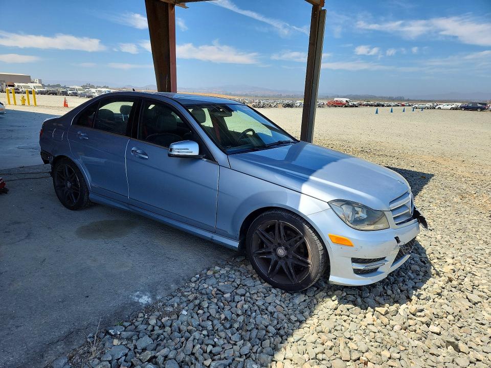 64407936 :رقم المزاد ، WDDGF4HBXDA866837 vin ، 2013 Mercedes-benz C مزاد بيع