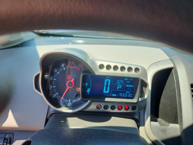 63952136 :رقم المزاد ، 1G1JA5SG8G4177674 vin ، 2016 Chevrolet Sonic مزاد بيع