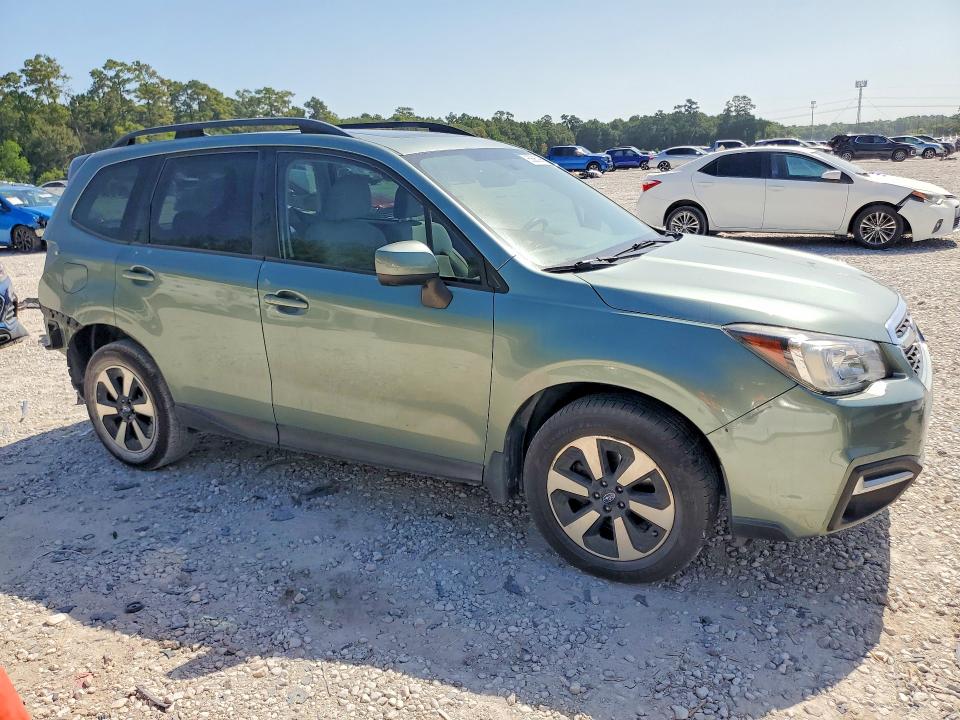 65685096 :رقم المزاد ، JF2SJAGC1HH460830 vin ، 2017 Subaru Forester مزاد بيع