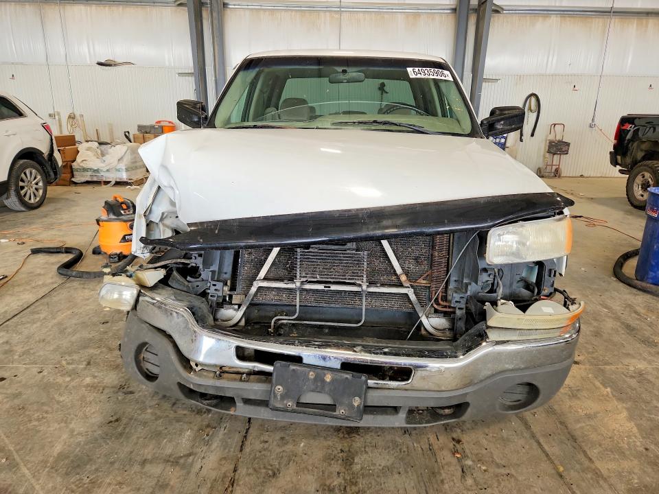 64935906 :رقم المزاد ، 1GTHK23U05F847676 vin ، 2005 Gmc Sierra مزاد بيع