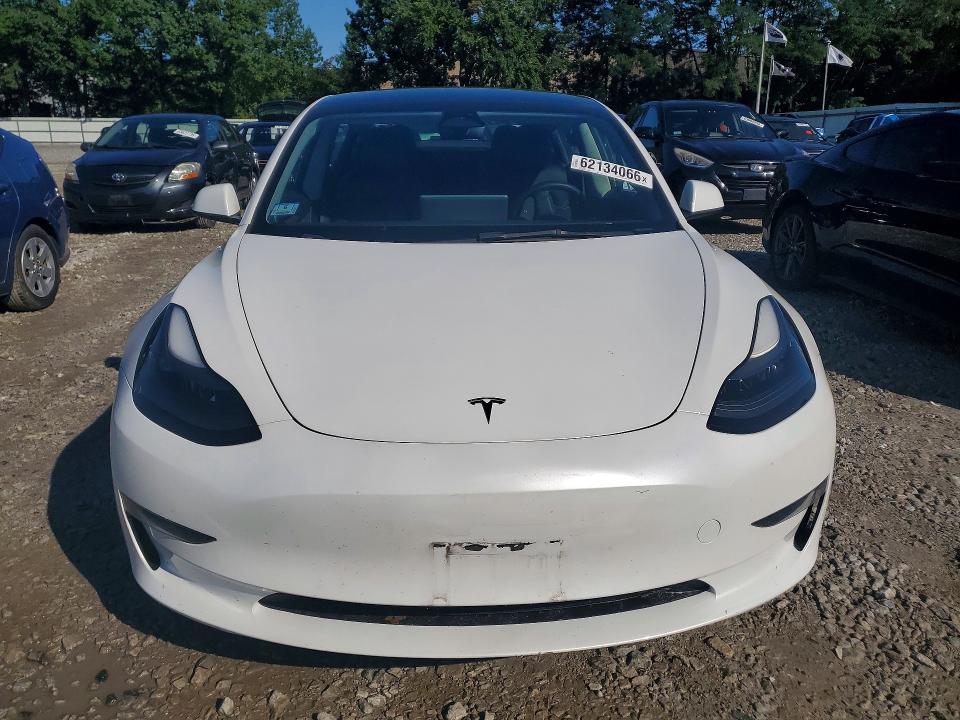 Продажа на аукционе авто 2023 Tesla Model 3, vin: 5YJ3E1EB3PF390022, номер лота: 62134066