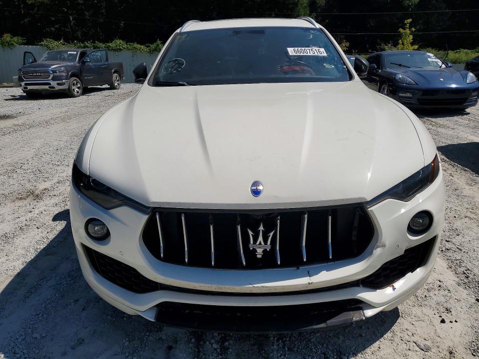 Продажа на аукционе авто 2018 Maserati Levante, vin: ZN661XUL5JX294345, номер лота: 66007516