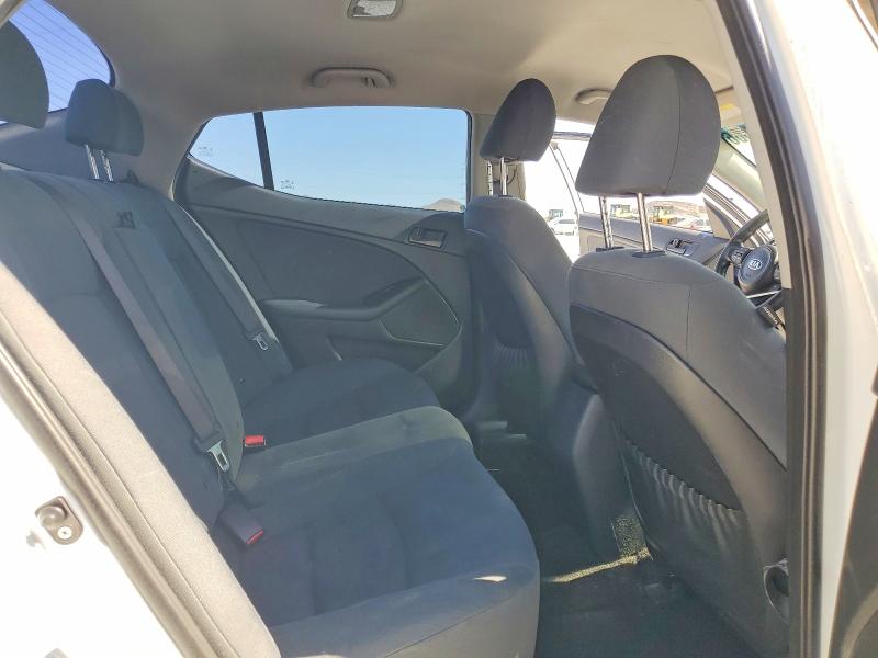 2015 Kia Optima მანქანა იყიდება აუქციონზე, vin: KNAGM4A73F5650732, აუქციონის ნომერი: 63912006