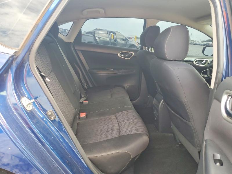 Продажа на аукционе авто 2016 Nissan Sentra, vin: 3N1AB7AP5GY217971, номер лота: 63879026