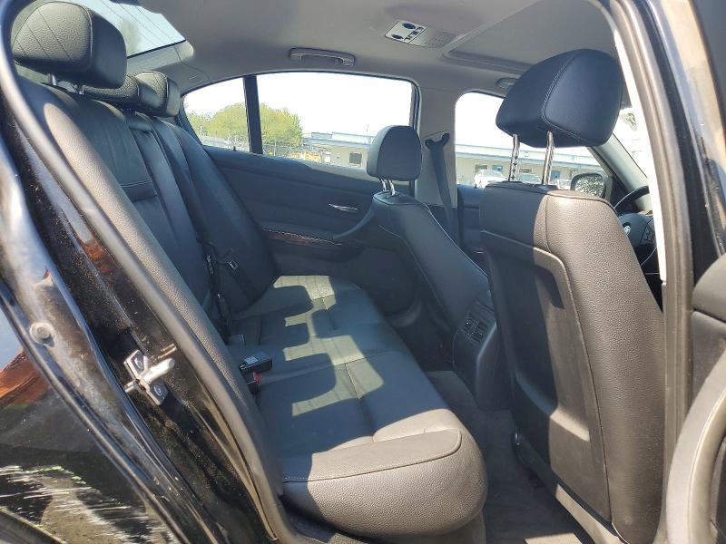 65215986 :رقم المزاد ، WBAPH5C57BF093446 vin ، 2011 Bmw 328 مزاد بيع