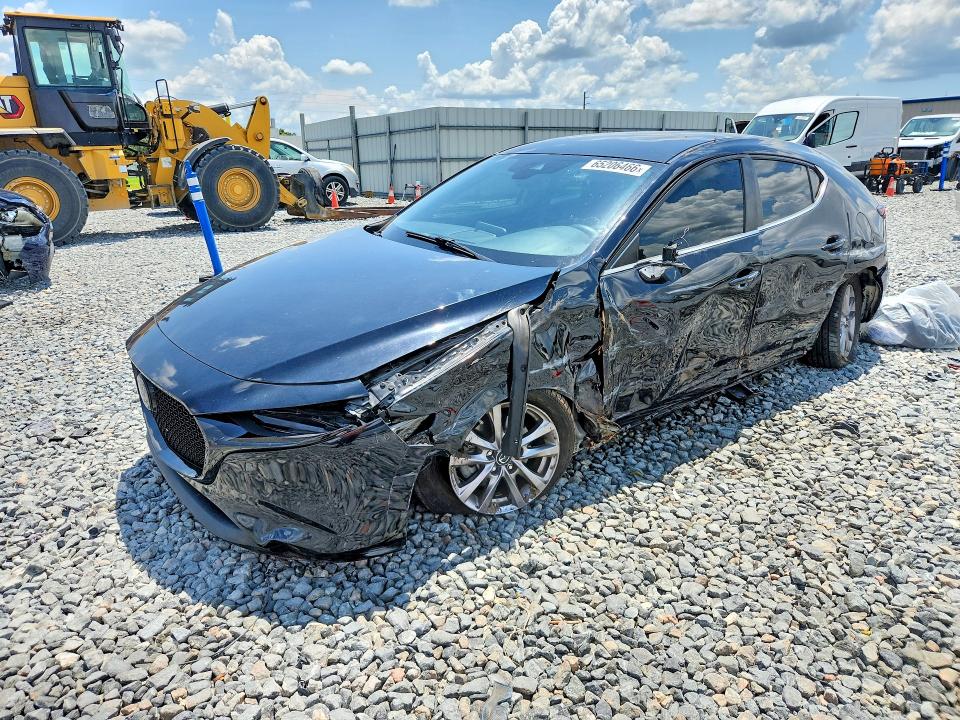 65206466 :رقم المزاد ، JM1BPAJL1N1502004 vin ، 2022 Mazda 3 مزاد بيع