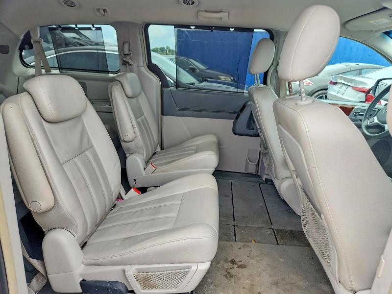 2009 Chrysler Town & Country მანქანა იყიდება აუქციონზე, vin: 2A8HR54X19R609087, აუქციონის ნომერი: 64772156