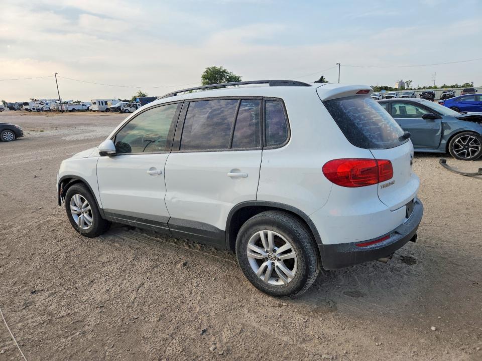 2016 Volkswagen Tiguan მანქანა იყიდება აუქციონზე, vin: WVGAV7AXXGW601199, აუქციონის ნომერი: 66809216