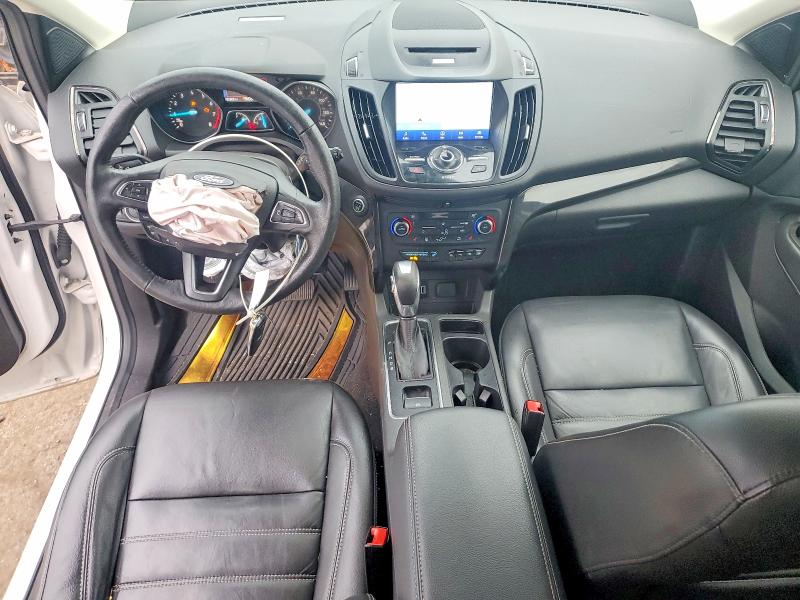 2018 Ford Escape მანქანა იყიდება აუქციონზე, vin: 1FMCU9J97JUA00022, აუქციონის ნომერი: 64608866