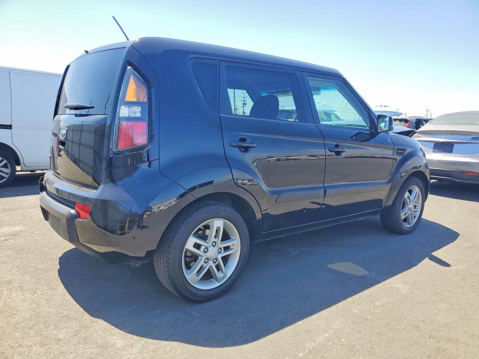 66079266 :رقم المزاد ، KNDJT2A28B7198831 vin ، 2011 Kia Soul مزاد بيع