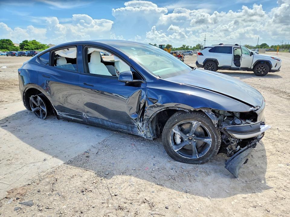 Aukcja sprzedaży 2026 Tesla Model Y, vin: 7SAYGDEEXTA693837, numer aukcji: 64451116