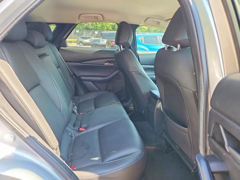 67160636 :رقم المزاد ، 3MVDMBBL5MM215383 vin ، 2021 Mazda Cx-30 مزاد بيع