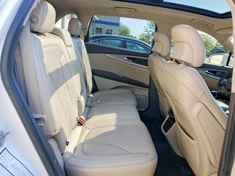 Продажа на аукционе авто 2017 Lincoln Mkx, vin: 2LMPJ8LR2HBL25683, номер лота: 66478526