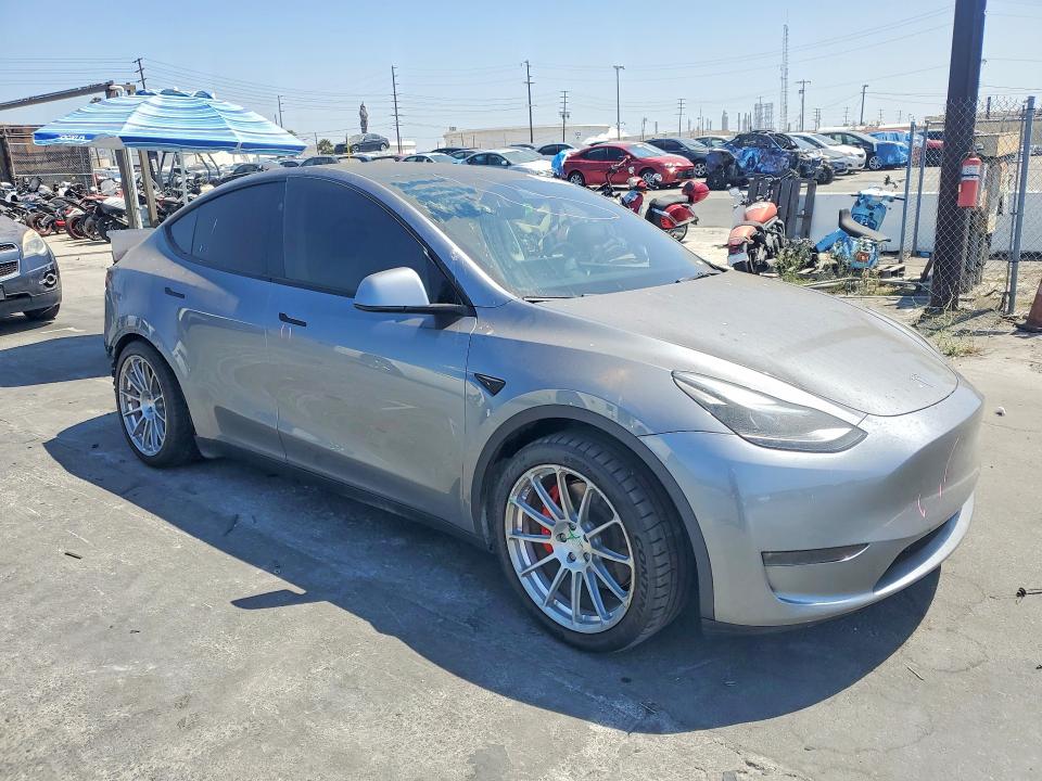 Продажа на аукционе авто 2024 Tesla Model Y, vin: 7SAYGDEF3RA294351, номер лота: 63211226