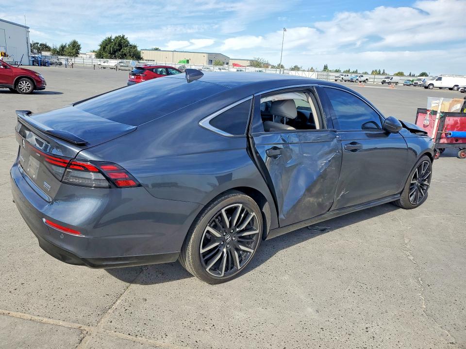 66267326 :رقم المزاد ، 1HGCY2F85SA022671 vin ، 2025 Honda Accord مزاد بيع