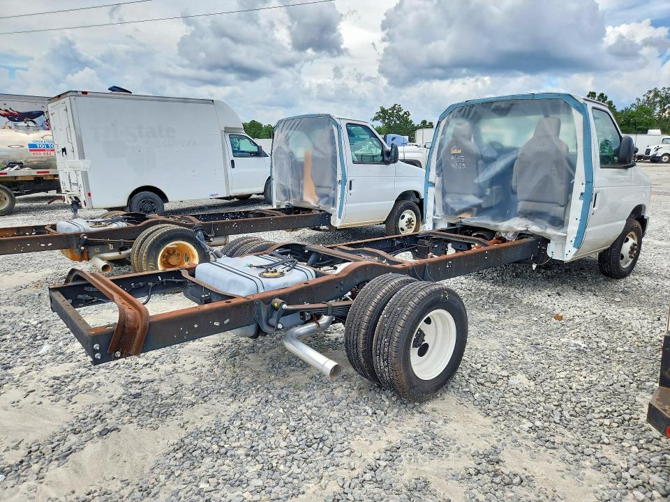 2024 Ford Econoline მანქანა იყიდება აუქციონზე, vin: 1FDWE3FN1RDD42123, აუქციონის ნომერი: 63696426