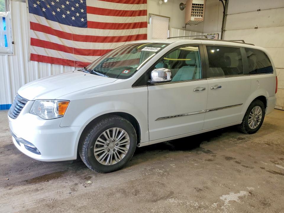 66406026 :رقم المزاد ، 2C4RC1CG2FR699059 vin ، 2015 Chrysler Town & Country مزاد بيع