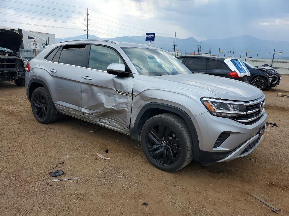 2022 Volkswagen Atlas Cross Sport მანქანა იყიდება აუქციონზე, vin: 1V2KE2CA8NC222459, აუქციონის ნომერი: 64455536