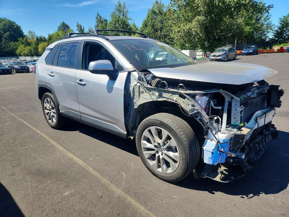 64399646 :رقم المزاد ، 2T3A1RFV9NC289182 vin ، 2022 Toyota Rav4 مزاد بيع
