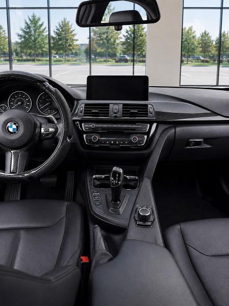 2016 Bmw 320 მანქანა იყიდება აუქციონზე, vin: WBA8E1G51GNT34317, აუქციონის ნომერი: 64422336