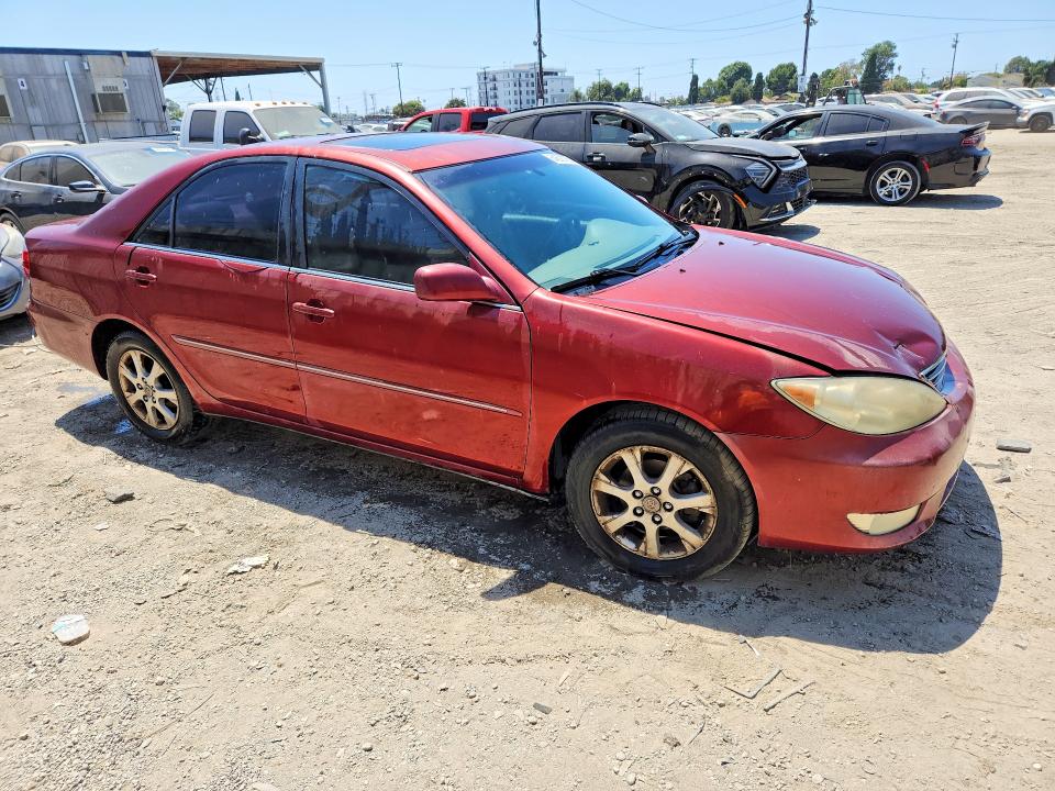 2005 Toyota Camry მანქანა იყიდება აუქციონზე, vin: 4T1BE30K45U004528, აუქციონის ნომერი: 64502786