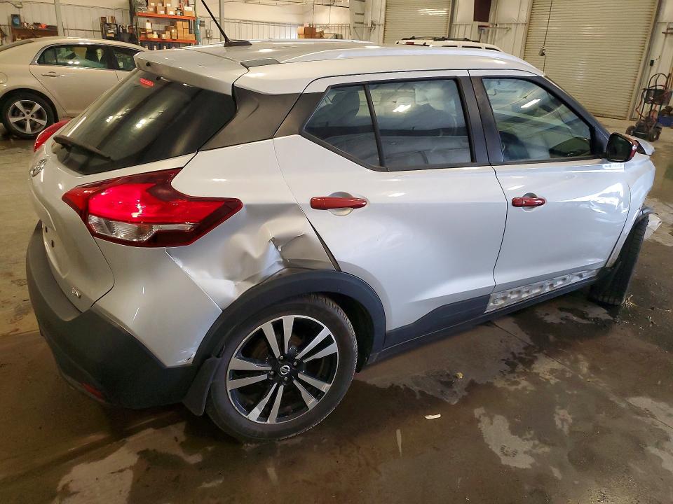 2018 Nissan Kicks მანქანა იყიდება აუქციონზე, vin: 3N1CP5CU0JL497224, აუქციონის ნომერი: 65341146