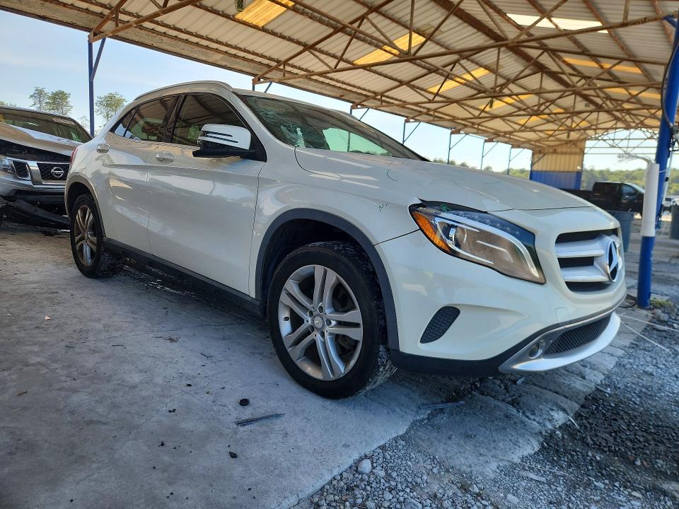 Продажа на аукционе авто 2015 Mercedes-benz Gla, vin: WDCTG4GB2FJ113825, номер лота: 65996616