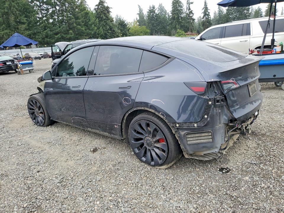2024 Tesla Model Y მანქანა იყიდება აუქციონზე, vin: 7SAYGDEF9RF107746, აუქციონის ნომერი: 65355446
