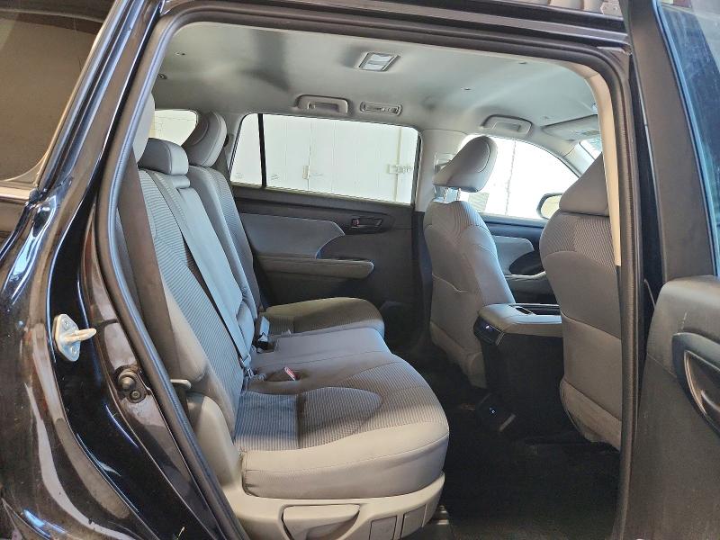 Продажа на аукционе авто 2022 Toyota Highlander, vin: 5TDZZRAH6NS097392, номер лота: 57313066
