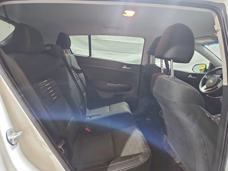 65130406 :رقم المزاد ، KNDPMCAC0L7670379 vin ، 2020 Kia Sportage مزاد بيع