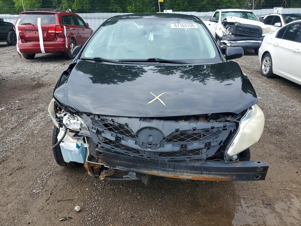 67163106 :رقم المزاد ، 2T1BU4EE8BC577134 vin ، 2011 Toyota Corolla مزاد بيع