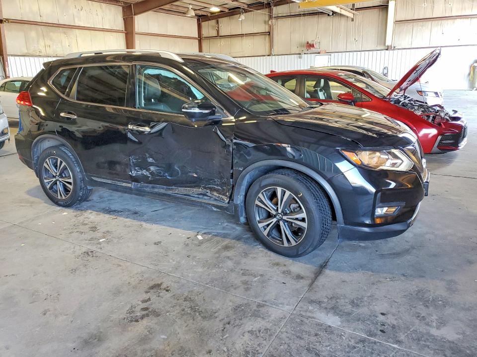 2017 Nissan Rogue მანქანა იყიდება აუქციონზე, vin: JN8AT2MV2HW276447, აუქციონის ნომერი: 65527236
