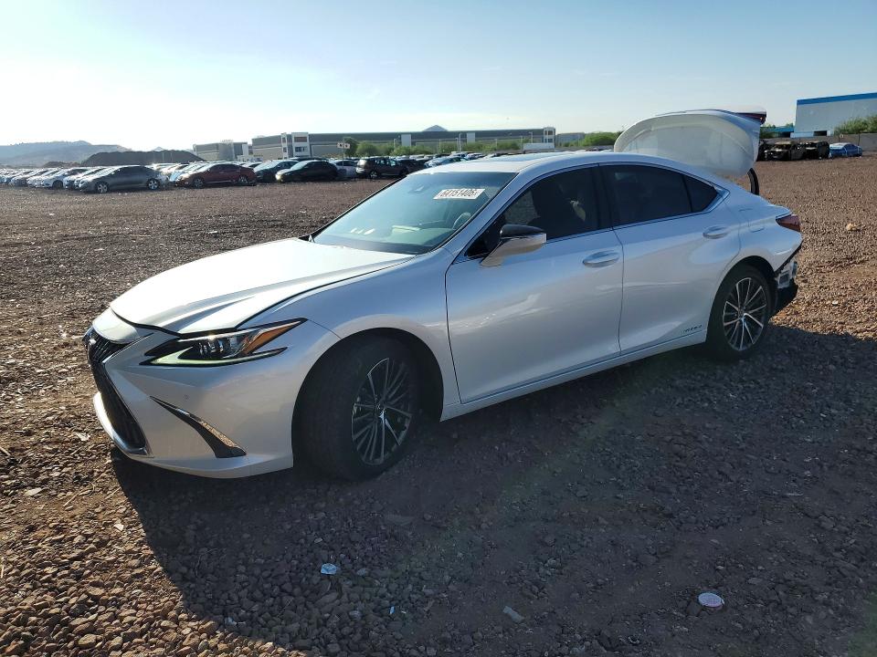 64151406 :رقم المزاد ، 58ADA1C15NU014327 vin ، 2022 Lexus Es 300h مزاد بيع