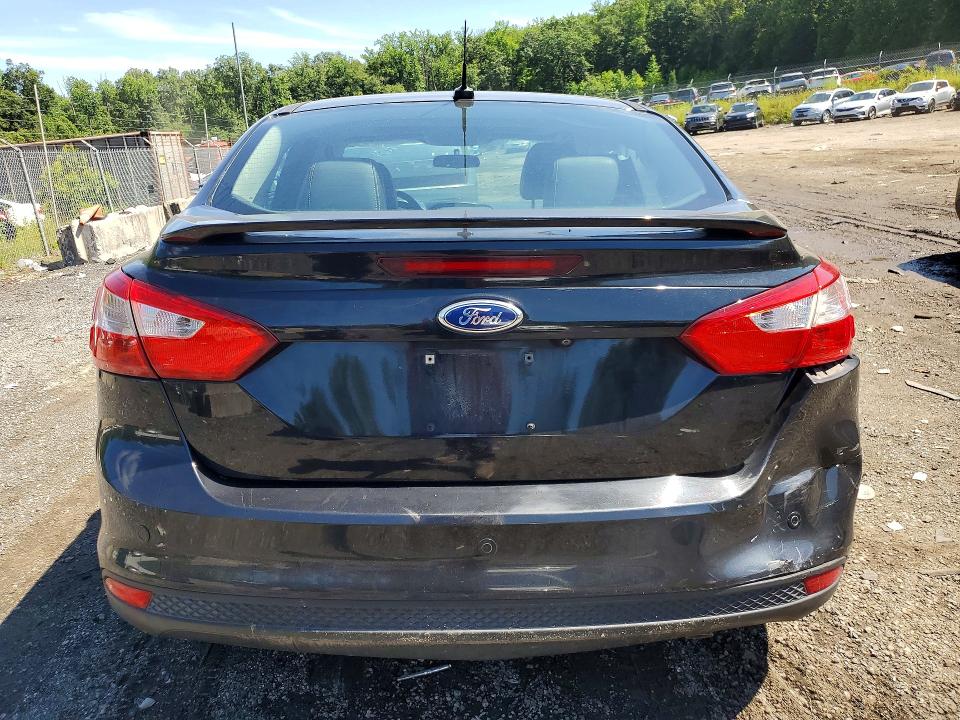 61796586 :رقم المزاد ، 1FADP3J20EL159983 vin ، 2014 Ford Focus مزاد بيع