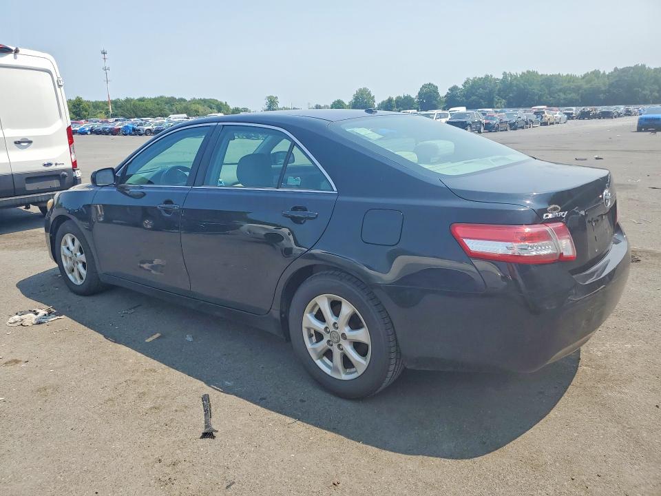 64766986 :رقم المزاد ، 4T4BF3EK6BR166197 vin ، 2011 Toyota Camry مزاد بيع