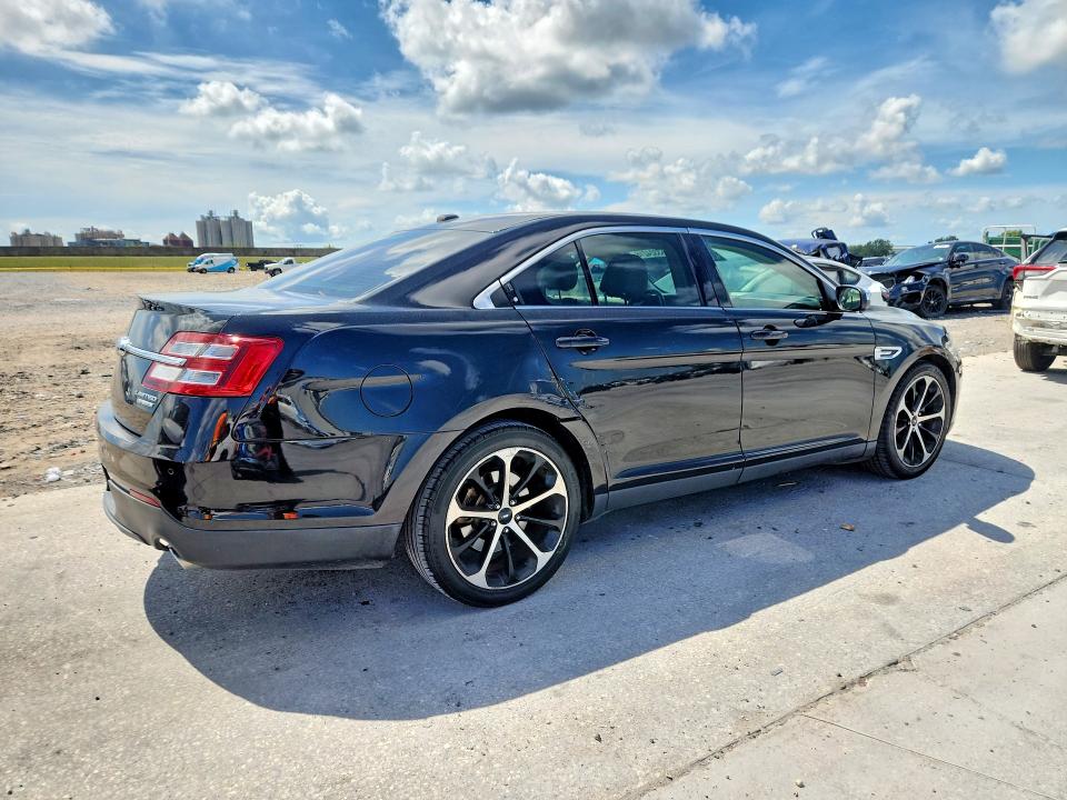 63324216 :رقم المزاد ، 1FAHP2F88EG187094 vin ، 2014 Ford Taurus مزاد بيع