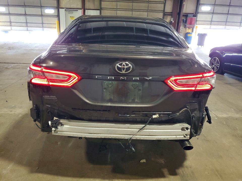Продаж на аукціоні авто 2018 Toyota Camry, vin: 4T1B11HK7JU095826, номер лоту: 65242586