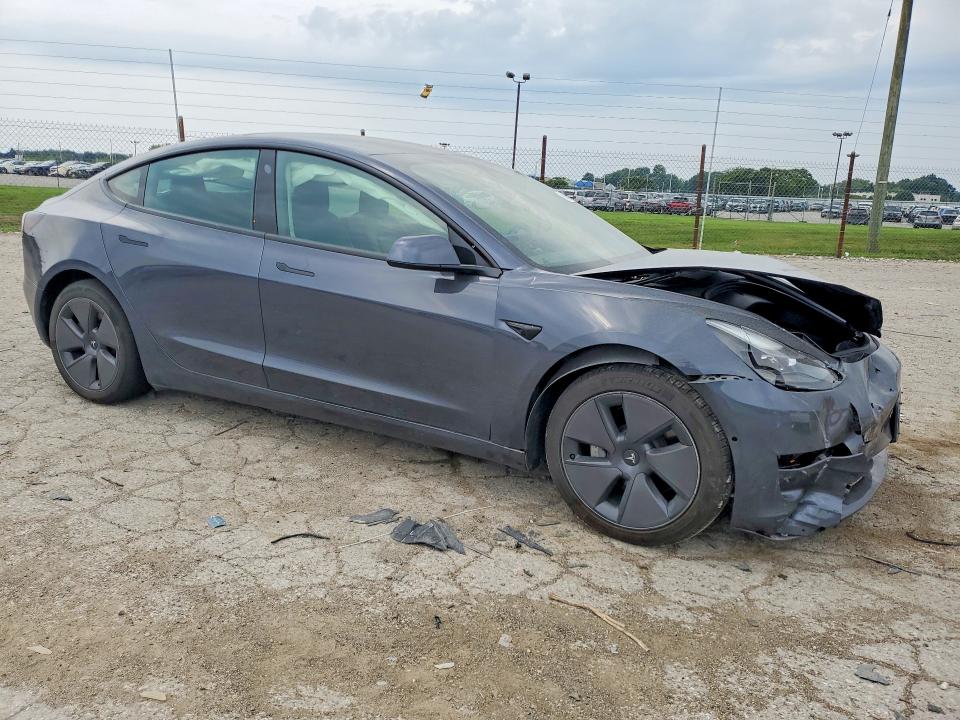 65113976 :رقم المزاد ، 5YJ3E1EB1NF206807 vin ، 2022 Tesla Model 3 مزاد بيع