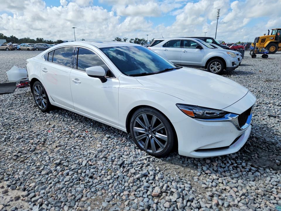 64301556 :رقم المزاد ، JM1GL1TY0J1300730 vin ، 2018 Mazda 6 مزاد بيع