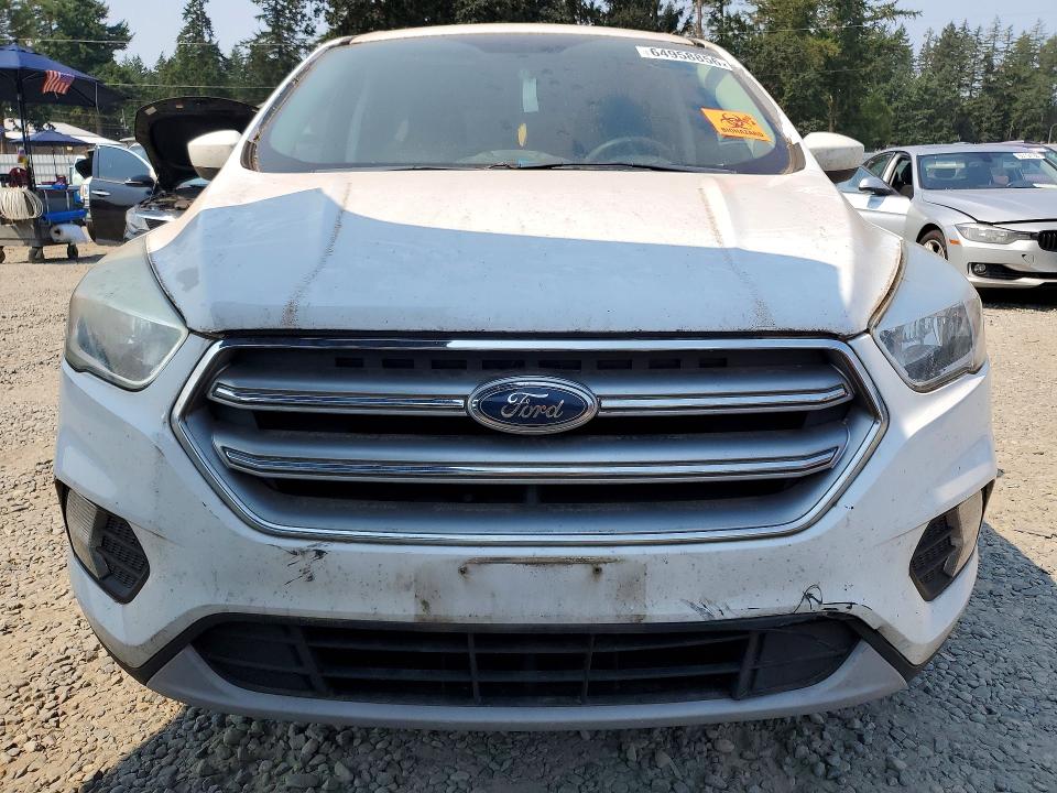 Продаж на аукціоні авто 2017 Ford Escape, vin: 1FMCU0G95HUD44784, номер лоту: 64958856