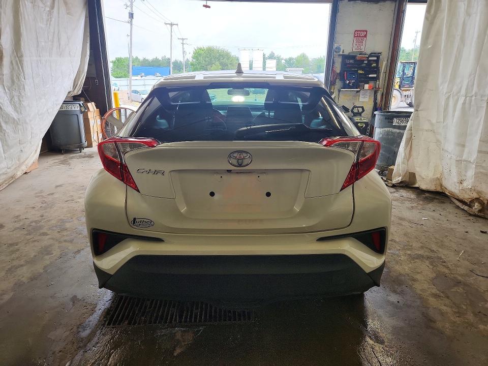 64203036 :رقم المزاد ، NMTKHMBX8KR100400 vin ، 2019 Toyota C-hr مزاد بيع