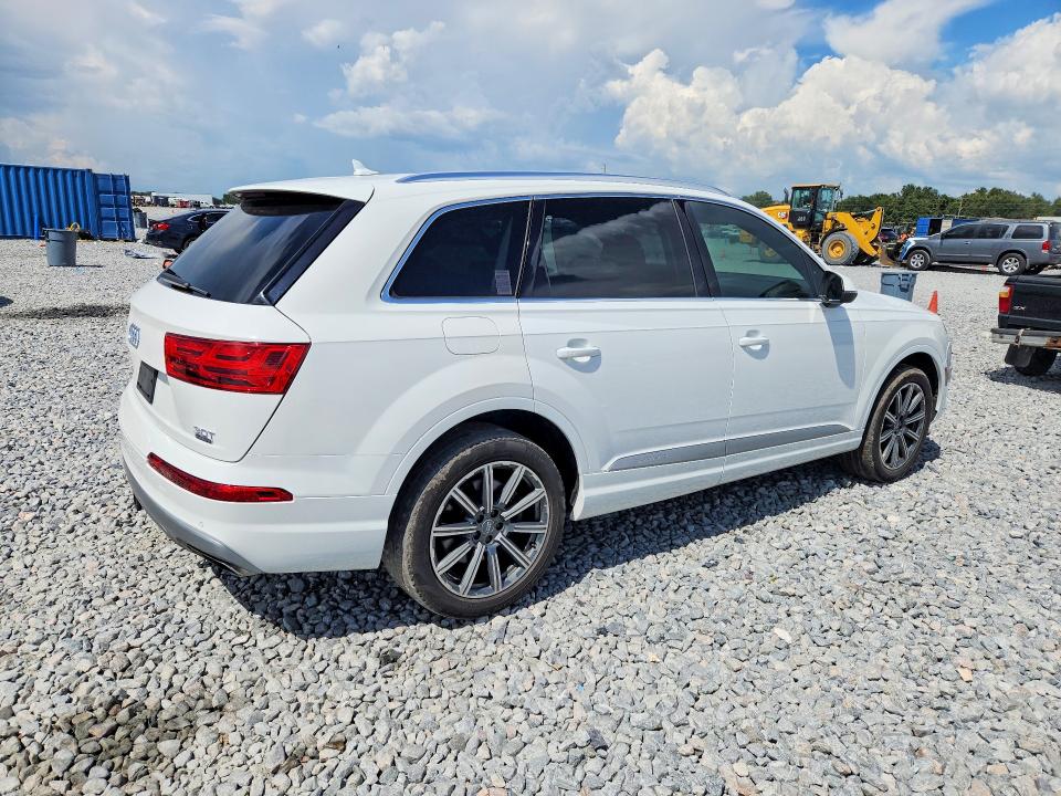 Продажа на аукционе авто 2017 Audi Q7, vin: WA1VAAF76HD056178, номер лота: 65902816