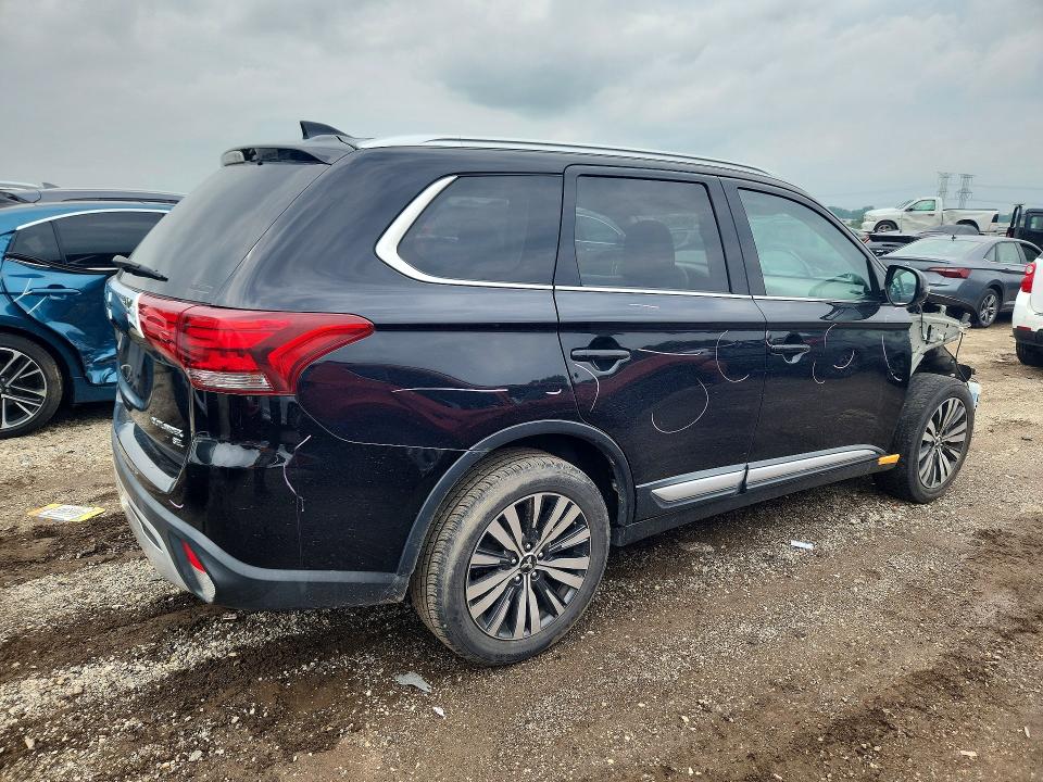 2019 Mitsubishi Outlander მანქანა იყიდება აუქციონზე, vin: JA4AZ3A35KZ046744, აუქციონის ნომერი: 64421476