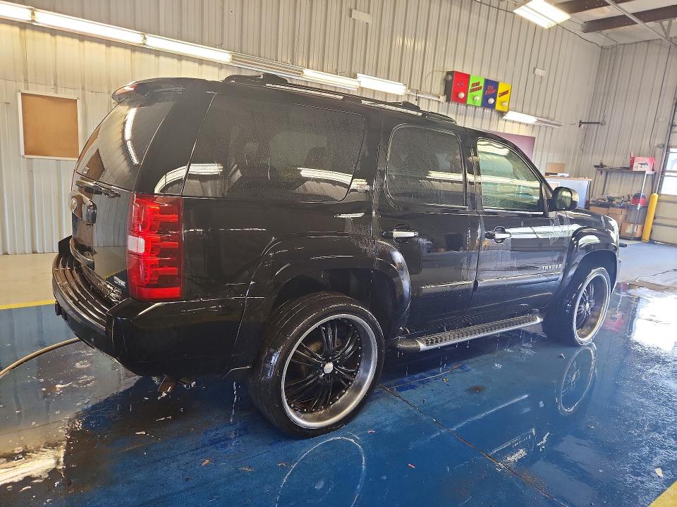 65526536 :رقم المزاد ، 1GNFK13067R296385 vin ، 2007 Chevrolet Tahoe مزاد بيع